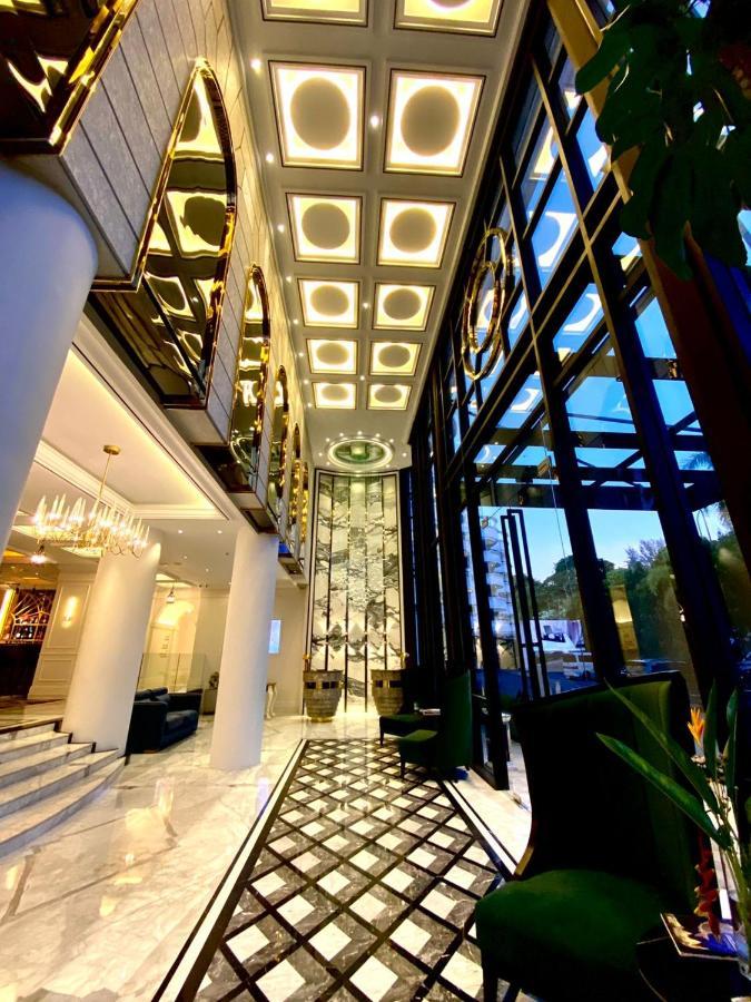 Grand Eska Hotel & Suites Batam Nagoya Exterior foto